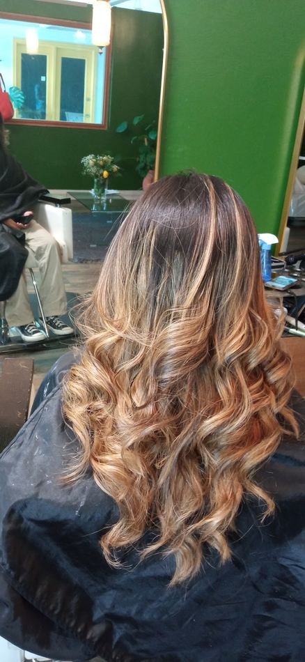 Warm blonde curls