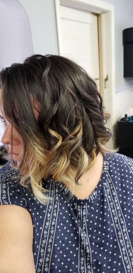 Textured bob with balayage